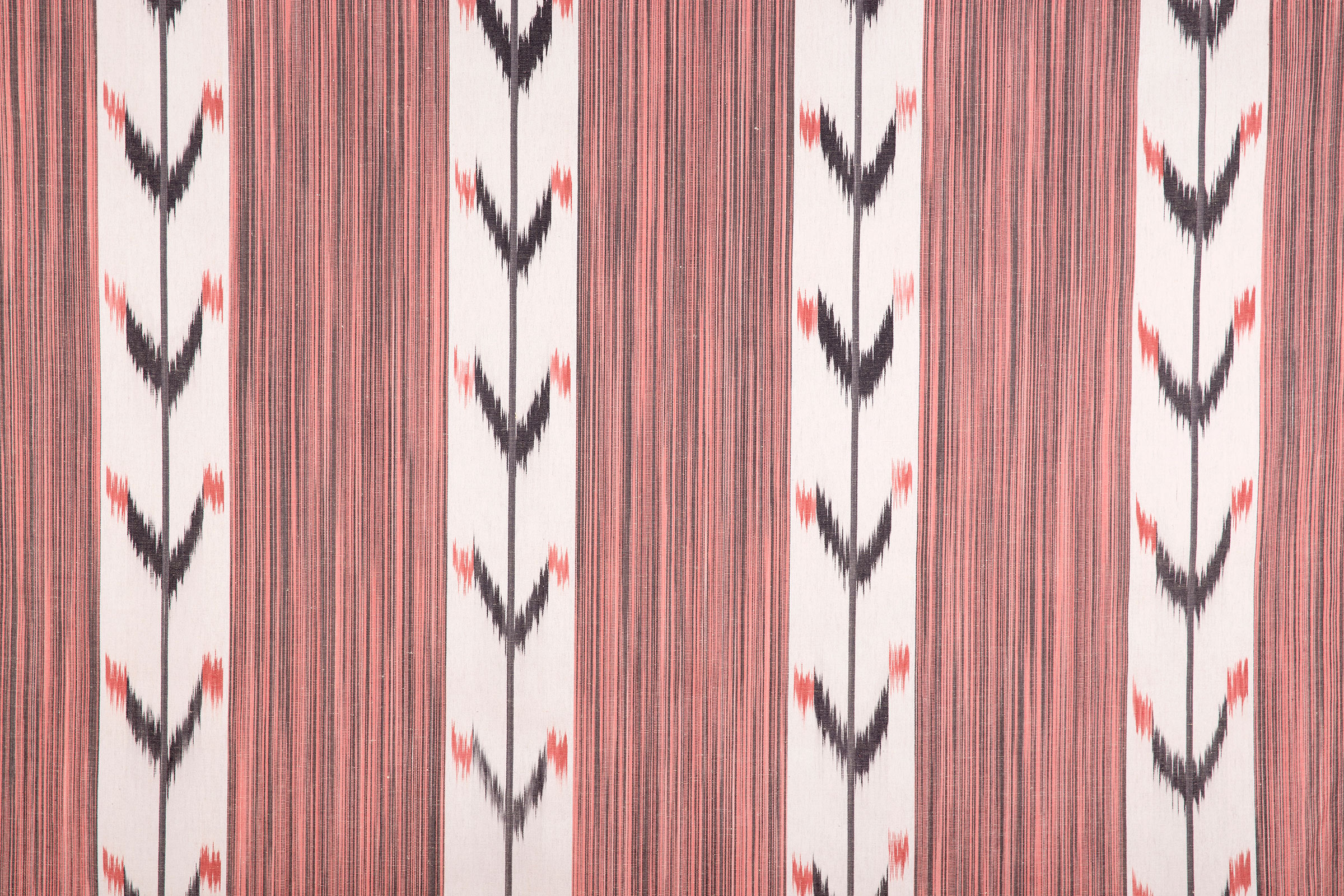 Tela mallorquina modelo 112 en rosa y gris de Teixits Vicens