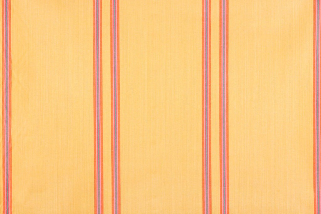 Tela mallorquina modelo 225 en color amarillo oro de Teixits Vicens