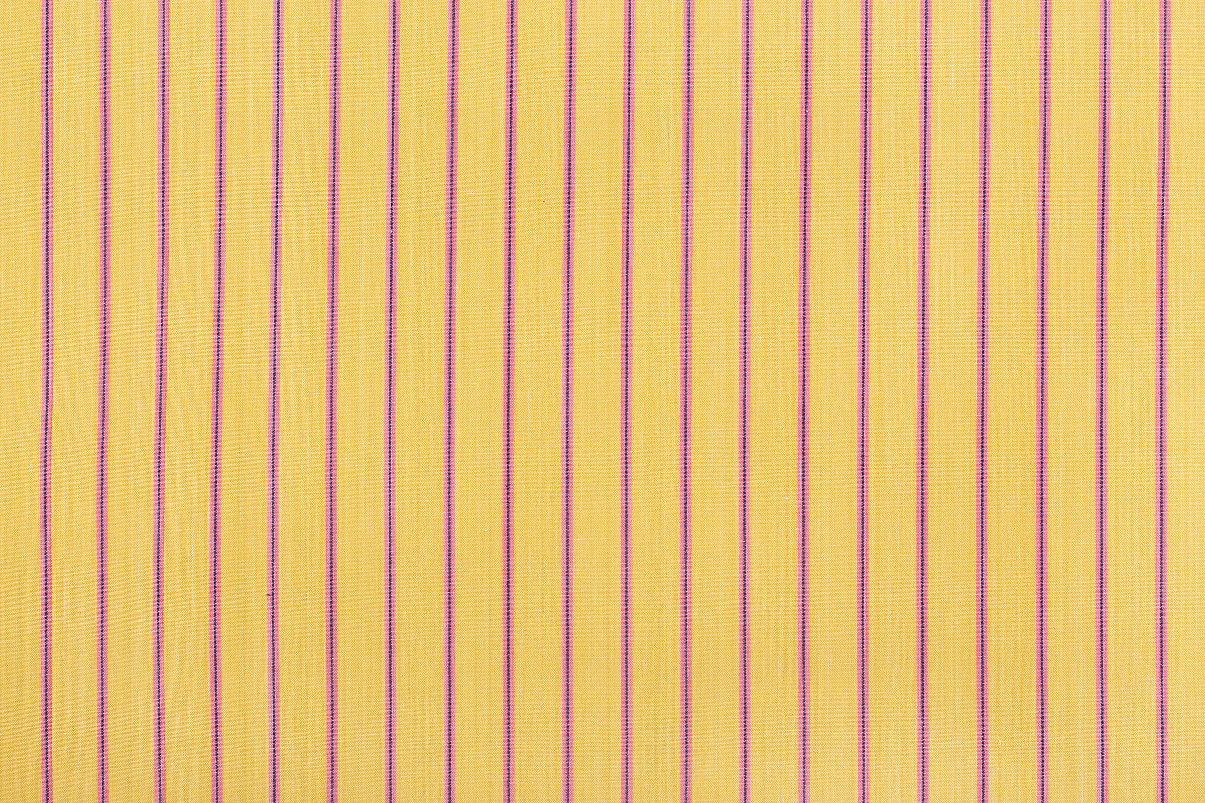 Tela mallorquina modelo 229 en color amarillo oro de Teixits Vicens