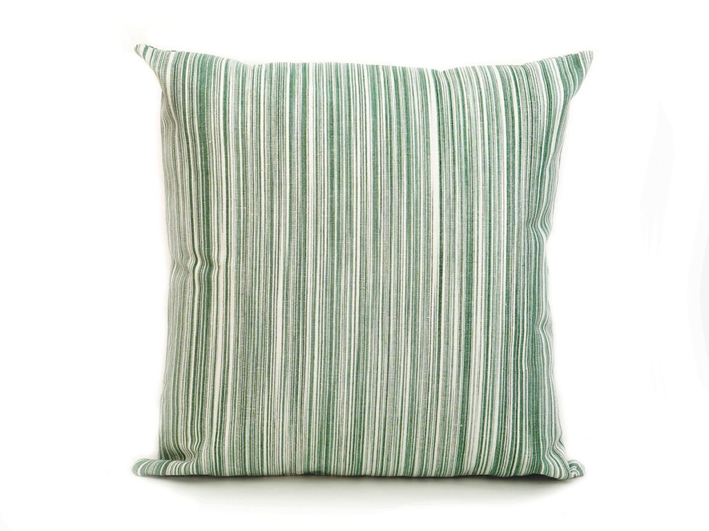 Cojín artesanal modelo 213 en verde oliva con diseño de llengües de Teixits Vicens