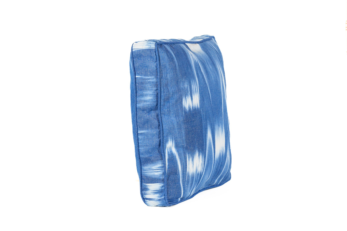 Kissen mit Plattform ikat 101 Blau – Bild 2