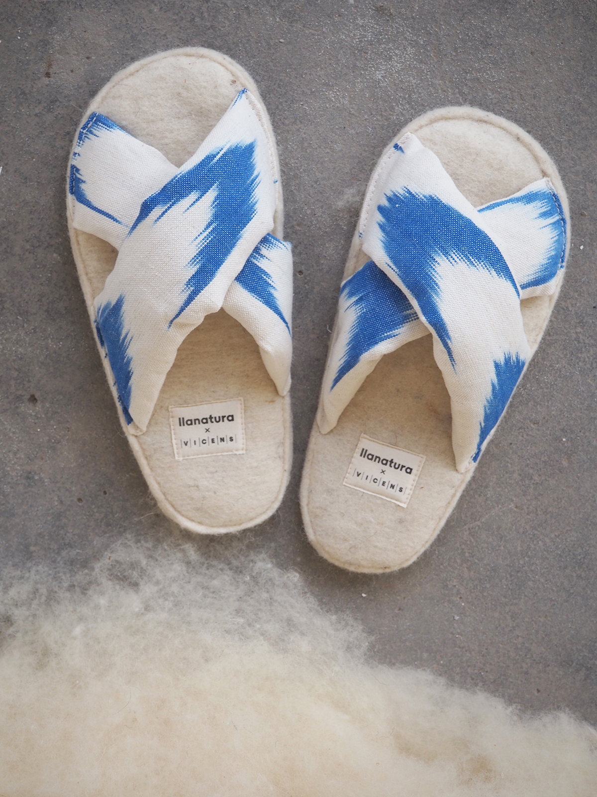 BAO ikat Blaue Hausschuhe – Bild 3