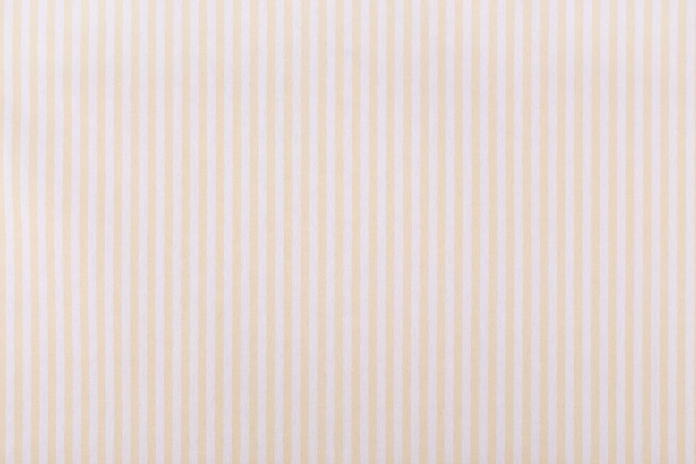 Tejido mallorquín modelo 240 en tonos crudo y blanco de Teixits Vicens