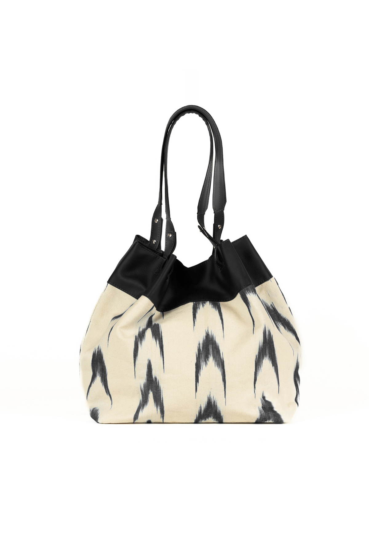 Maxi bolso vegano con tejido mallorquín ikat negro modelo 61 de Teixits Vicens