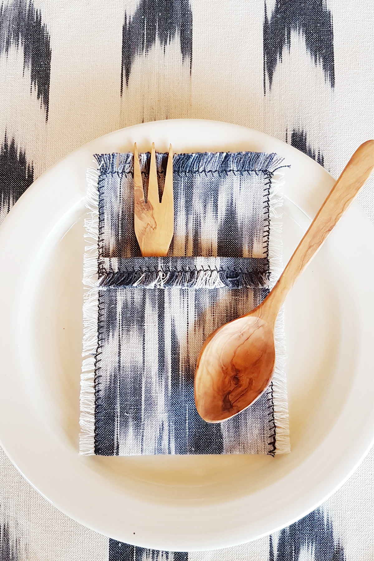 Porta coberts tela 107 Negre